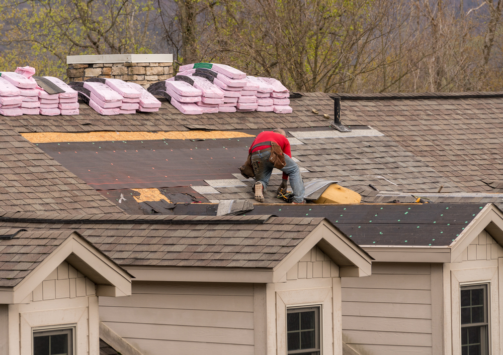 Reducing Falls During Residential Construction: Re-Roofing